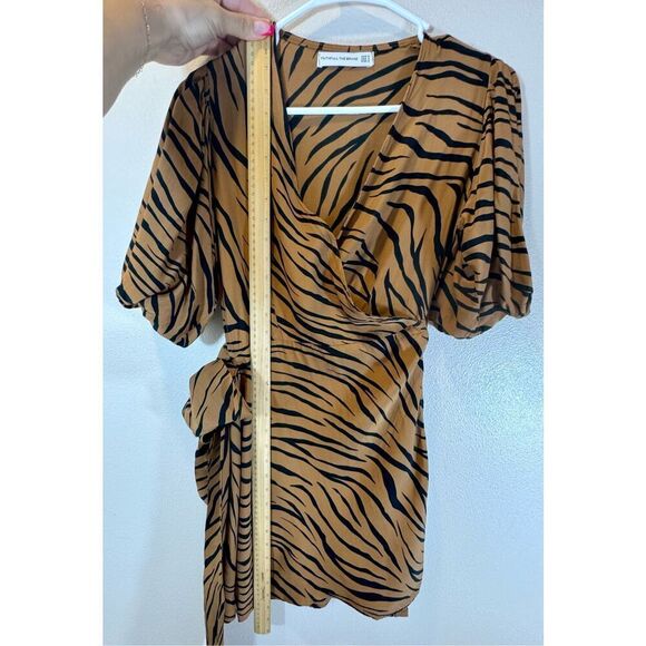 NWOT The Faithfull The Brand Marissa Leopard Wrap Dress Size 4 - Picture 8 of 11